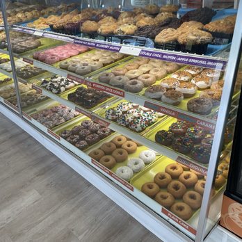 Tony's Donuts & Cafe - Donuts and Muffins - Breakfast & Brunch Near Me - Maryland Heights, Missouri