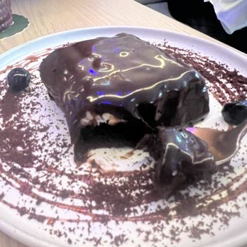 Mad Nice - Detroit cake - Italian Near Me - Detroit, Michigan