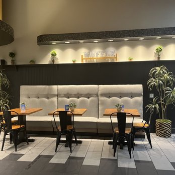 Waffle Craze - a seating area in a restaurant - Ice Cream & Frozen Yogurt Near Me - Olympia, Washington