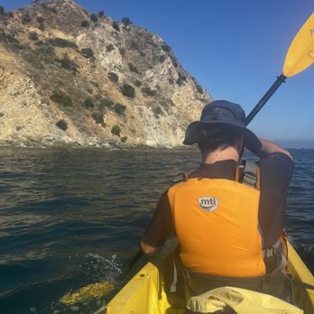 Descanso Beach Ocean Sports - Easy waters! - Rafting/Kayaking Near Me - Avalon, California Descanso Beach Ocean Sports - Easy waters! - Rafting/Kayaking Near Me - Avalon, California