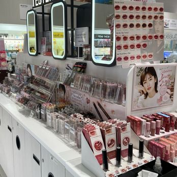 Takashima - Arcadia - Their bars where you can try things on. They keep it so clean. - Cosmetics & Beauty Supply Near Me - Arcadia, California