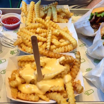 Shake Shack Glendale - Lunch :) - Burgers Near Me - Glendale, California Shake Shack Glendale - Lunch :) - Burgers Near Me - Glendale, California