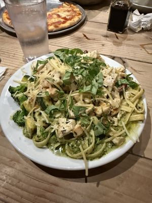 Papa Lennon's by null