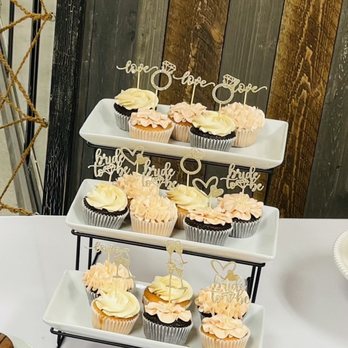 Simply Sweet Cakery - Chocolate cupcakes and Strawberry Buttercream cupcakes - Bakeries Near Me - Costa Mesa, California Simply Sweet Cakery - Chocolate cupcakes and Strawberry Buttercream cupcakes - Bakeries Near Me - Costa Mesa, California
