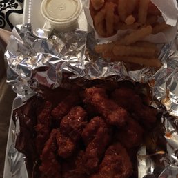 Buffalo wings, small fries, and ranch... only $13! The bestttt