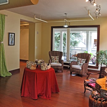 Mariposa Day Spa - Spa Boutique retail, reception area. - Day Spas Near Me - Snohomish, Washington Mariposa Day Spa - Spa Boutique retail, reception area. - Day Spas Near Me - Snohomish, Washington