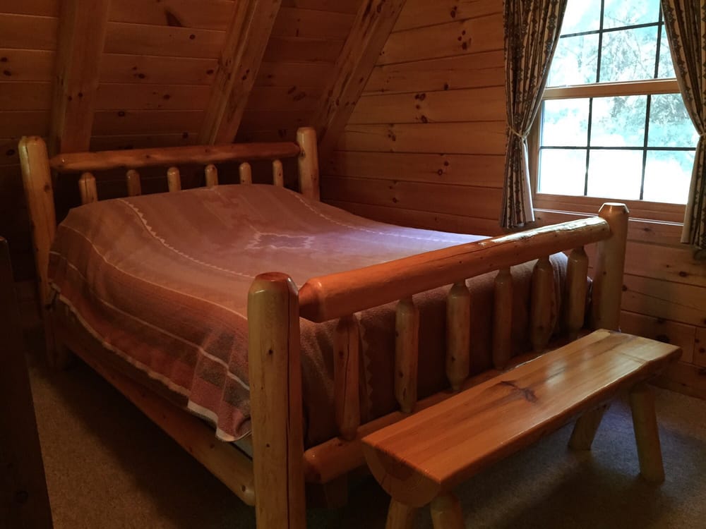 OAKWOOD CABINS Updated June 2024 28180 Ohio 93, New Plymouth, Ohio