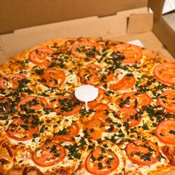 Brickhouse Pizza - Margherita pizza