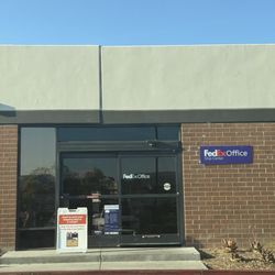 FedEx Office Ship Center