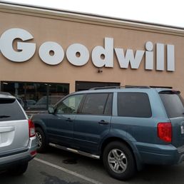 Exterior photo of Goodwill - Orange, Connecticut Exterior photo of Goodwill - Orange, Connecticut