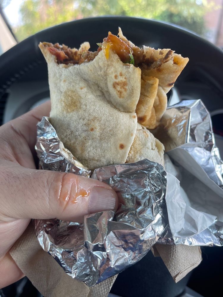 Laredo Taco Company Logo