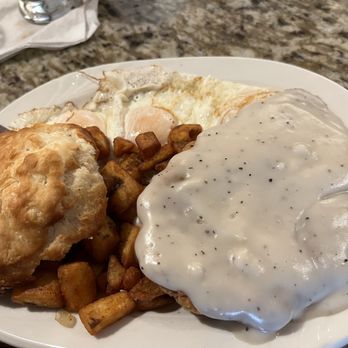 Linda Jean's Restaurant - Chicken fried steak - Breakfast & Brunch Near Me - Oak Bluffs, Massachusetts Linda Jean's Restaurant - Chicken fried steak - Breakfast & Brunch Near Me - Oak Bluffs, Massachusetts