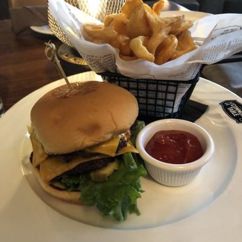 The Common Table - TCT Burger - Breakfast & Brunch Near Me - Frisco, Texas