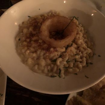 Tanner Smiths - Mac n cheese - Cocktail Bars Near Me - New York, New York