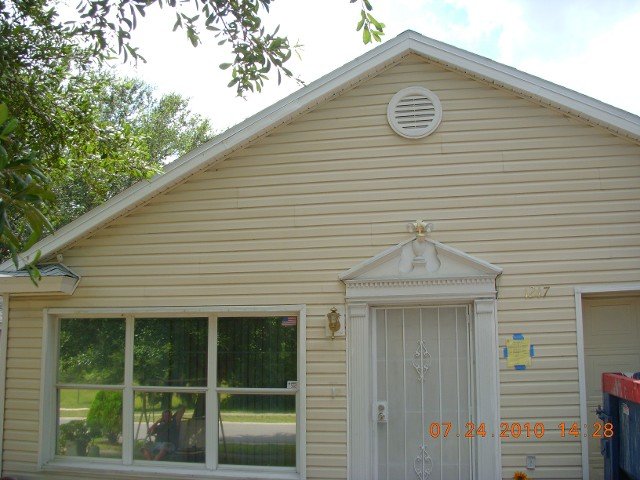 Slide of Assure U Roofing