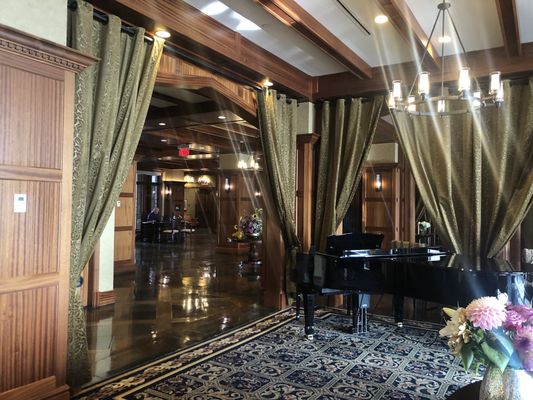 Oak Bay Beach Hotel by null