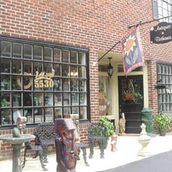 Bethania Emporium - Antiques in Bethania