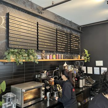 Magnifico Coffee Roasters - Menu, coffee bar - Coffee & Tea Near Me - Chicago, Illinois