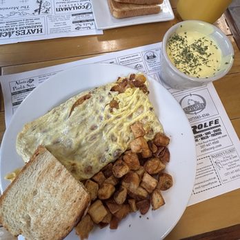 Morning Glory Diner - Bridgton omelette - Breakfast & Brunch Near Me - Bridgton, Maine Morning Glory Diner - Bridgton omelette - Breakfast & Brunch Near Me - Bridgton, Maine