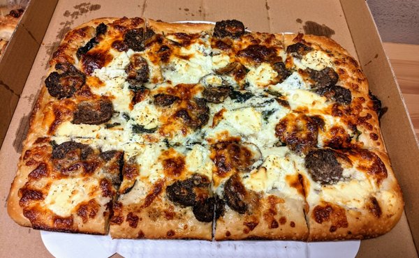 Naked City Pizza Paradise by null