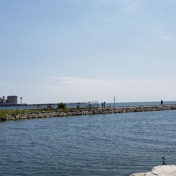 Beachfront Park - Lake and Beach - Parks Near Me - Pickering, Ontario