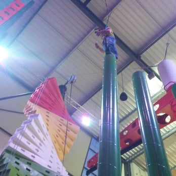 What's Up - La partie Clip'n Climb - Climbing Near Me - Lesquin, 59