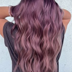 Ave 65 Salon