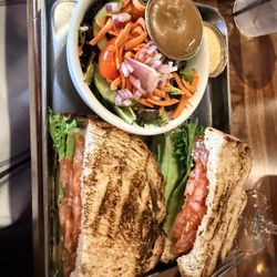 Darby Road Pub - BLT A sandwich