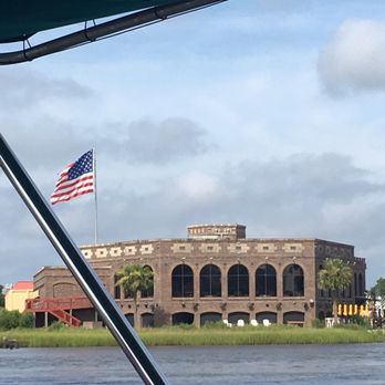 Harborview Charters - Charter Tour - Tours Near Me - Charleston, South Carolina