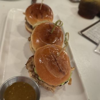 Luna Bistro Cafe - Carnitas Sliders - New American Near Me - Long Beach, California