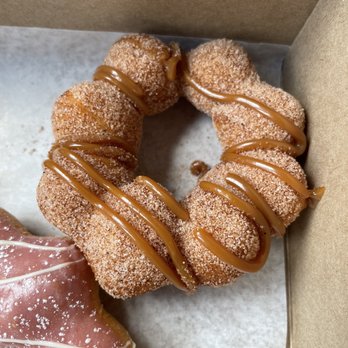 Banh Mi Nguyen - Salted chocolate, dulce de leche churros and white chocolate raspberry. - Donuts Near Me - Scarborough, Ontario Banh Mi Nguyen - Salted chocolate, dulce de leche churros and white chocolate raspberry. - Donuts Near Me - Scarborough, Ontario