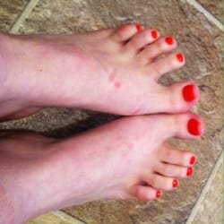Thumbs Up Nail & Spa - Deluxe pedicure with Jelly