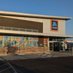Aldi - Storefront