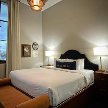 The Darling Hotel - King suite, room 317 - Hotels Near Me - Visalia, California The Darling Hotel - King suite, room 317 - Hotels Near Me - Visalia, California