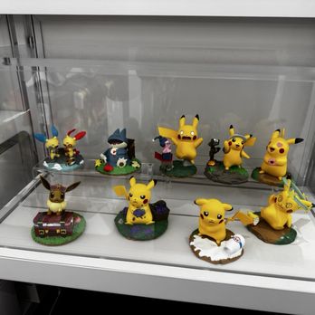 Nintendo San Francisco - Pikachus! - Video Game Stores Near Me - San Francisco, California Nintendo San Francisco - Pikachus! - Video Game Stores Near Me - San Francisco, California