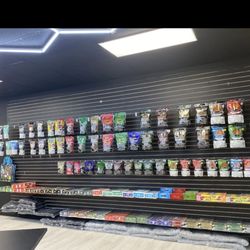 Exotic smoke shop1 - The best variety best prices best shop, and owner this shop