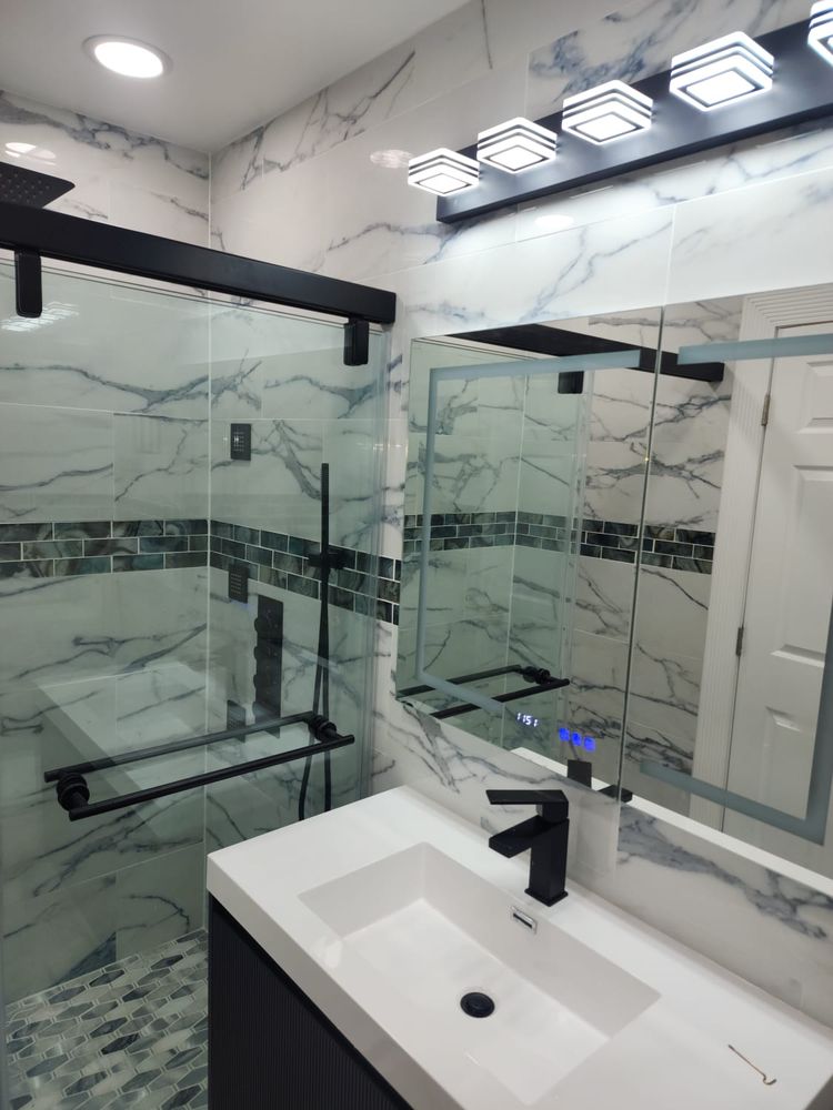 Slide of Leon Home Improvement