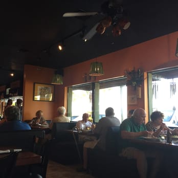 Mo Bay Grill - The dining room - Caribbean Near Me - Sebastian, Florida Mo Bay Grill - The dining room - Caribbean Near Me - Sebastian, Florida