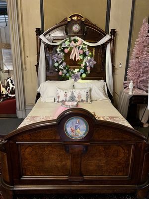 Victoria Mansion by null