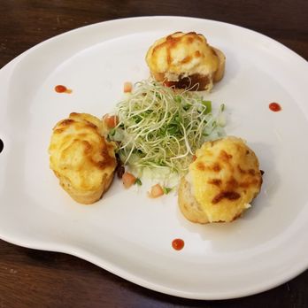 Tiny Pyramid - Baked Lobster Avo...delicious! - Cafes Near Me - Honolulu, Hawaii Tiny Pyramid - Baked Lobster Avo...delicious! - Cafes Near Me - Honolulu, Hawaii