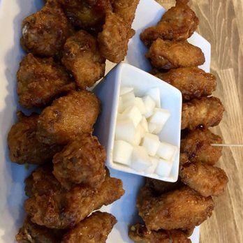 Bonchon South West Las Vegas - Large order (30 pcs) half garlic soy half spicy - Chicken Wings Near Me - Las Vegas, Nevada