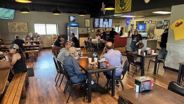 Tony DeMaria's BBQ by null