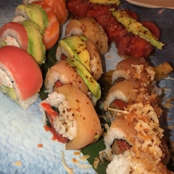 Sake 2 Me Sushi - Albacore delight (very right), rainbow roll, tuna lover in the back and something with a lot of crab meat on left. - Sushi Bars Near Me - Simi Valley, California