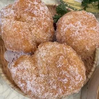 Pearl Bay Restaurant - Sugar Egg Puff - Cantonese Near Me - Fremont, California Pearl Bay Restaurant - Sugar Egg Puff - Cantonese Near Me - Fremont, California