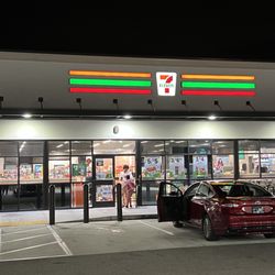 7-Eleven - Bright and vibrant, helps one feel safe when driving thru the parking lot