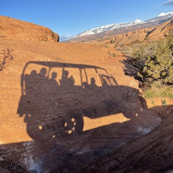 High Point Hummer and ATV - Hells revenge - Tours Near Me - Moab, Utah