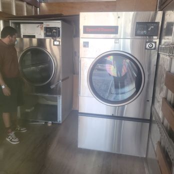 2 Skinny Movers - Movers Near Me - San Jose, California 2 Skinny Movers - Movers Near Me - San Jose, California