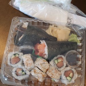 Photo of Sushi House - Palo Alto, CA, United States. Unagi hand roll, salmon hand roll, salmon roll