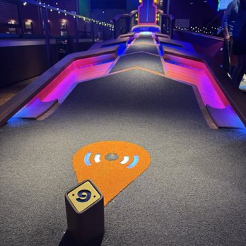 Puttshack - Addison - Mini Golf Near Me - Addison, Texas