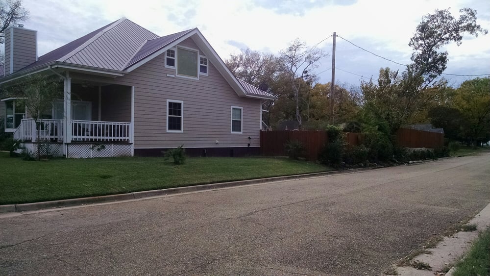 Slide of Sanchez Roofing